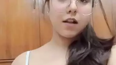 Indian nude girl shows her big boobs on camera