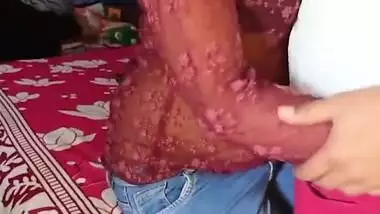 Indian Desi Bhabhi, Desi Bhabhi And Indian Bhabhi In Seher Ki Ladki Ko Gao Ke Ladke Ne Patakar Chudai Kari