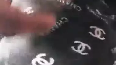 Indian bhabhi cum in mouth ! Sucking Desi lund of her boyfriend ! Randi desi wife