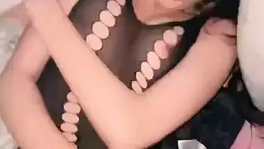 A sexy girl fucks like a whore in a Bangladeshi bf video