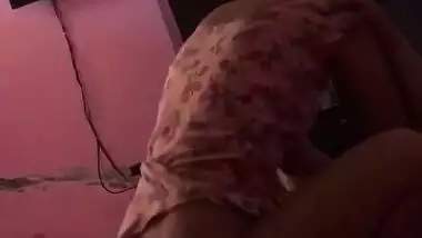 Desi wife has pussy fucked by XXX client in the cowgirl pose MMS