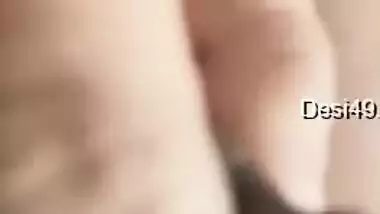 Indian nicely strips down and puts hand down there in solo XXX video