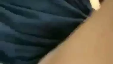 Cheating lady enjoys outdoor Tamil sex with her lover