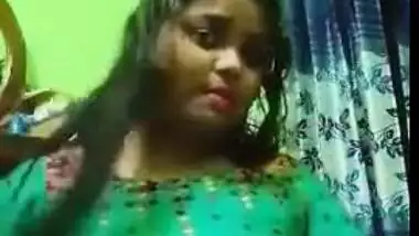 Desi possessor of sexy pink lips shows lover XXX parts via video call