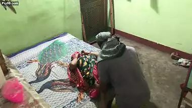 Sahu bhabhi ko Pados ke dewar ne jor jor se pela