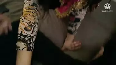 Neha seduces her brother in law in clear Hindi audio