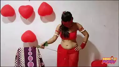 Indian Babe On Valentine Day Seducing Her Lover With Her Hot Big Boobs