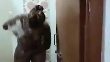 swathi naidu bathing and wearing cloths record by lover new clip