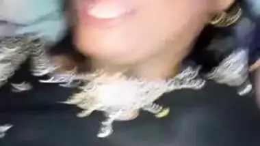 Guy fucks fatty Desi woman's cunt in the XXX low-quality MMS video