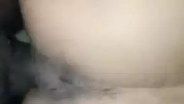 Amateur Desi bitch poses for customer's XXX vid when riding his cock