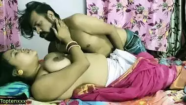 Indian sexy bhabhi getting hot for sex but who will fuck her? watch till the end