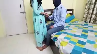 Desi Bhabhi, Indian Bhabhi And Indian Desi Bhabhi In Chuaar Ko Ghar Bulakar Karwai Jabardsti Chudai