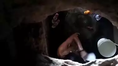 Boy spies through XXX hole on Desi neighbor who washes body after sex