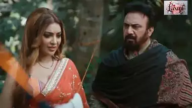 Indian beautiful Desi milf bhabi seduced by her father in law real hardcore Hindi sex video.