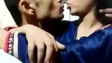 Kissing ends with hot XXX nipple-licking for the lovely Desi chick