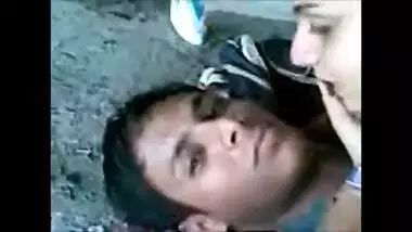 Gujarati sex video of girl having fun with a boyfriend with clear audio