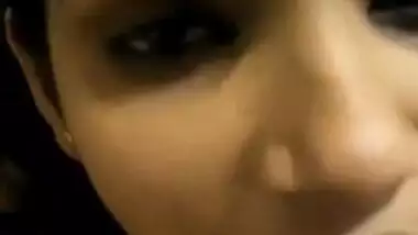 Indian slut proves oral ss giving a blowjob to client close-up