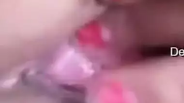 Today Exclusive-horny Nepali Bhabhi Record Her Fingerring Selfie