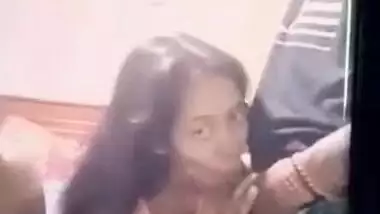 Sri Lankan Horny Cute Couple Doing Wild Show With Their Nasty Family