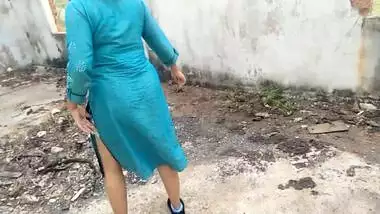 Milf Teacher Outdoor Risky Public Fucked by the Principal of His School