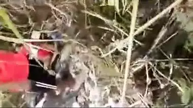 Desi sex of Nepali village aunty outdoor sex with next door guy