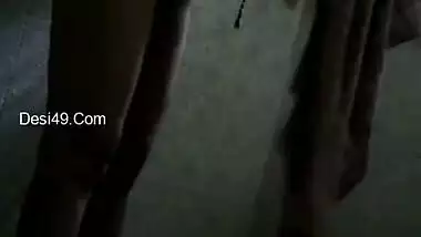 Today Exclusive- Desi Bhabhi Record Her Bathing Video For Lover