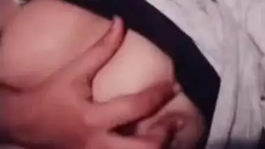 Desi Sexy Girl Showing And Nude Dancing While Bathing 3 Clips Part 3