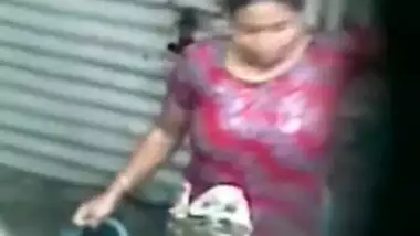 Emotional Desi aunty nude bathing outdoor secretly recorded by BF