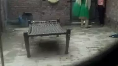 Guy hopes to film cheating porn video to blackmail the Desi neighbor