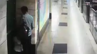 Metro station oral pleasure sex movie of a juvenile and horny couple