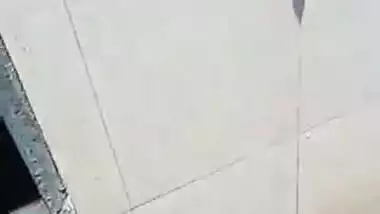 Big boobs wife captured while bathing and asking bj for live show