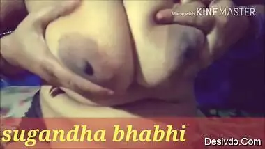 Hot horny Indian mature aunty Sougandha self playing her nude body n sucking cock