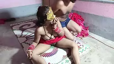 Desi Fuck My Newley Married When Her Husband Resting On Her With Honey Moon