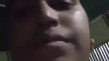 Today Exclusive- Desi Village Girl Showing Her Boobs And Pussy To Lover Part 1