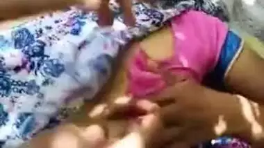 Naturalist sees Desi MILF with left breast out and focuses on it