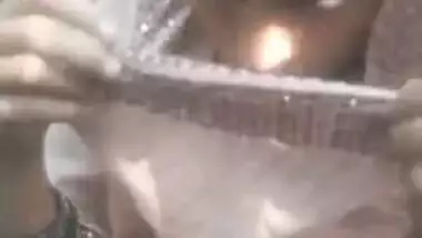 XXX whore rocks out with Desi boy who makes an MMS video in nature