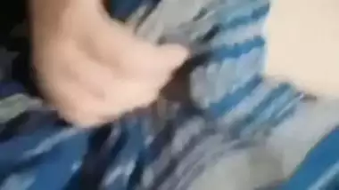 Horny maal biting lips and boobs show viral MMS