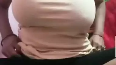 Today Exclusive- Desi Paid Girl Showing Her Big Boobs And Pussy On Video Call