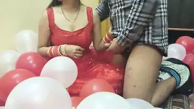 First Night of a Newly Married Desi Beautiful Hot Wife Fucked by Husband in Hindi