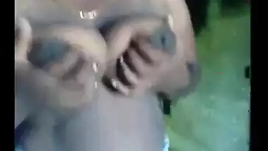 Tamil aunty exposed her big boobs and home sex with hubby’s friend