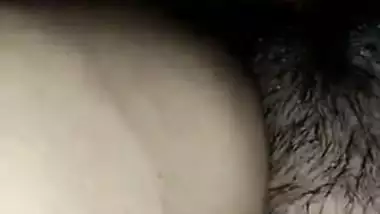 Girl takes her first dick in her tight pussy in xxx MMS