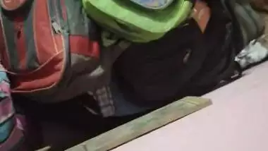 Padosiyo ki chudai record krta,hrami bacha,,neighbor caught fucking