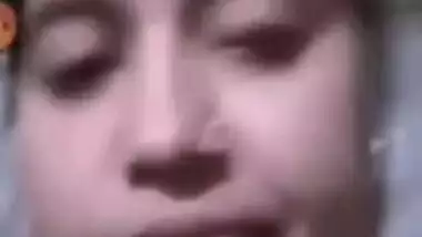 Today Exclusive- Bengali Girl Showing Her Boobs And Pussy On Video Call Part 13