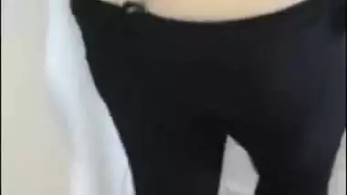 Leah Jaye In British Indian Slut Strips Whilst Working Out On Treadmill