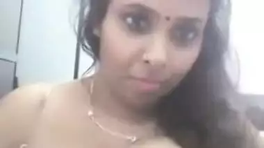 Clip of Desi whore with XXX shaped knockers exploiting bong becomes MMS