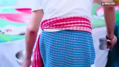 Desi milkman fucked his mistress' big breasts on the pretext of selling milk ( Hindi audio )