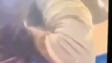 GF gives an Indian blowjob to her BF in the car