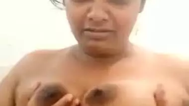 It is a pleasure to watch XXX show of Desi playing with big boobs