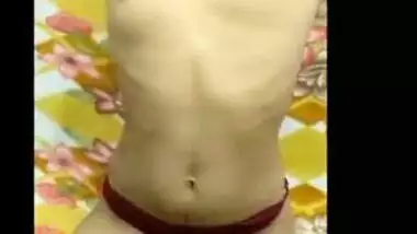 Desi female deletes her XXX clothes and shakes rear in solo sex video
