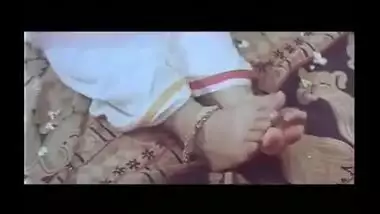 Mallu actress sex video – first night vintage hot scene